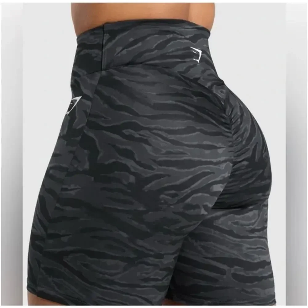 REPS POWER TIGHT SHORTS-ZEBRA PRINT-GYMSHARK BRAND-NWT